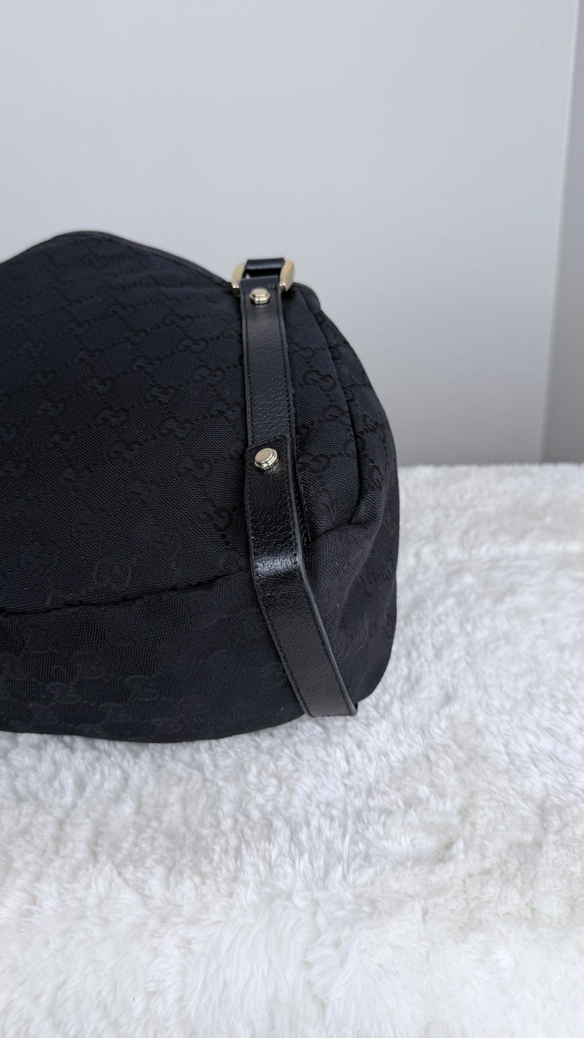 GUCCI Hobo Abbey GG Canvas Black