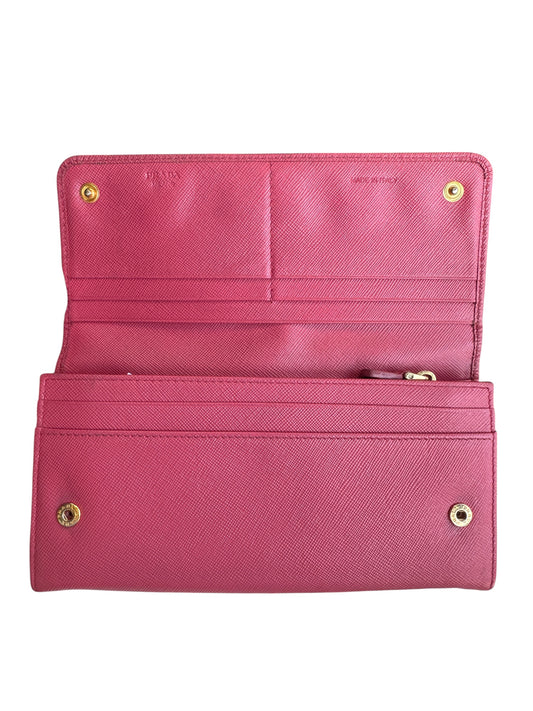 WA2👛 Prada continental flap wallet (COA Included) retail $995