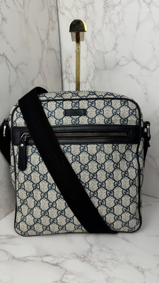 Gucci Front Zip Messenger Navy