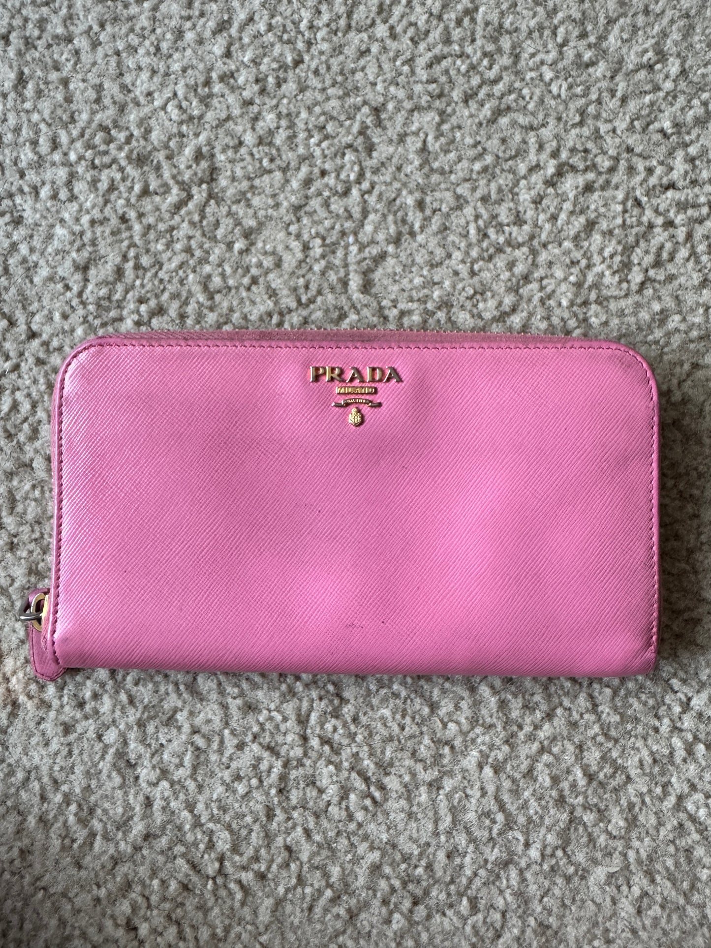 Prada saffiano zippy pink