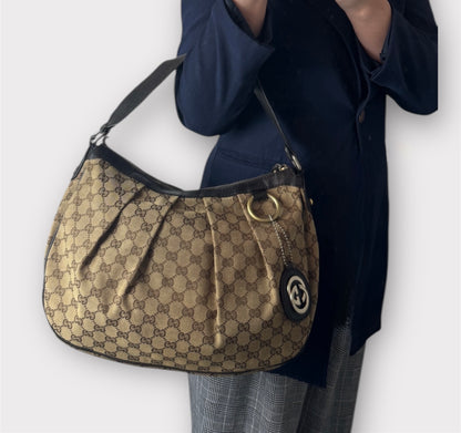 Gucci Sukey Hobo GG Canvas Medium