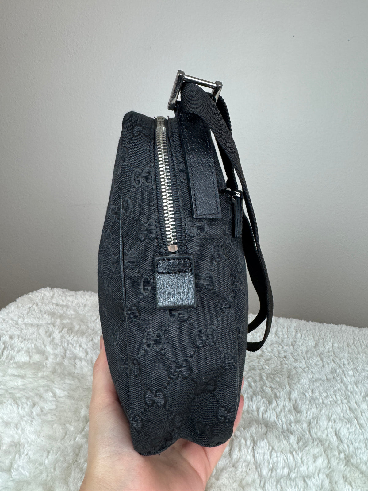 GUCCI GG canvas crossbody Black
