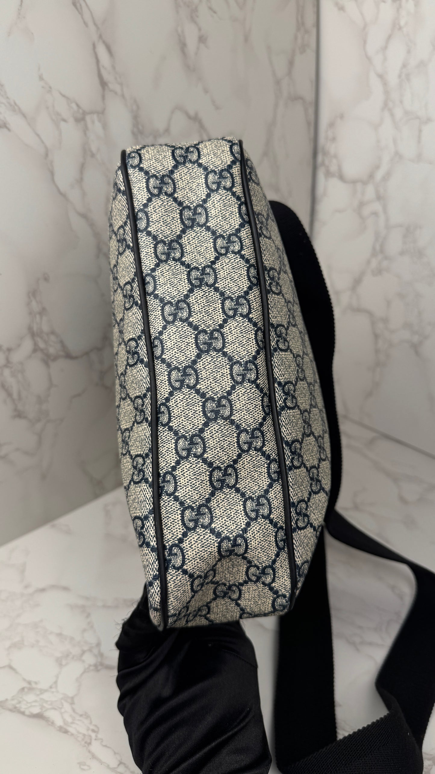 Gucci Front Zip Messenger Navy