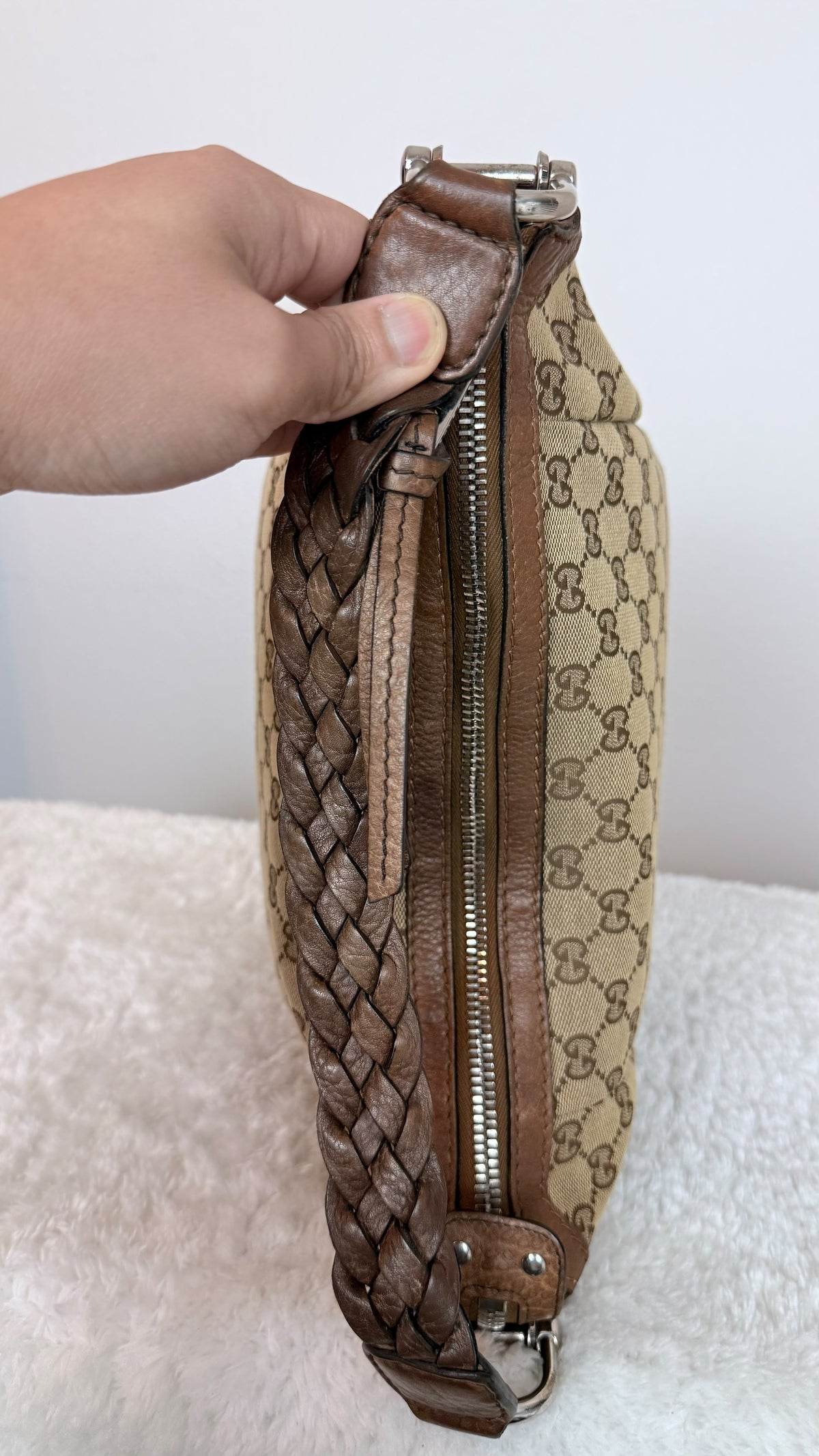 Gucci Hobo GG Canvas shoulder brown