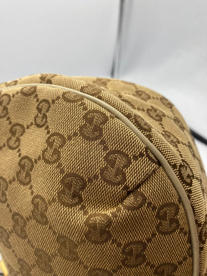 GUCCI New ladies Hobo GG Canvas White