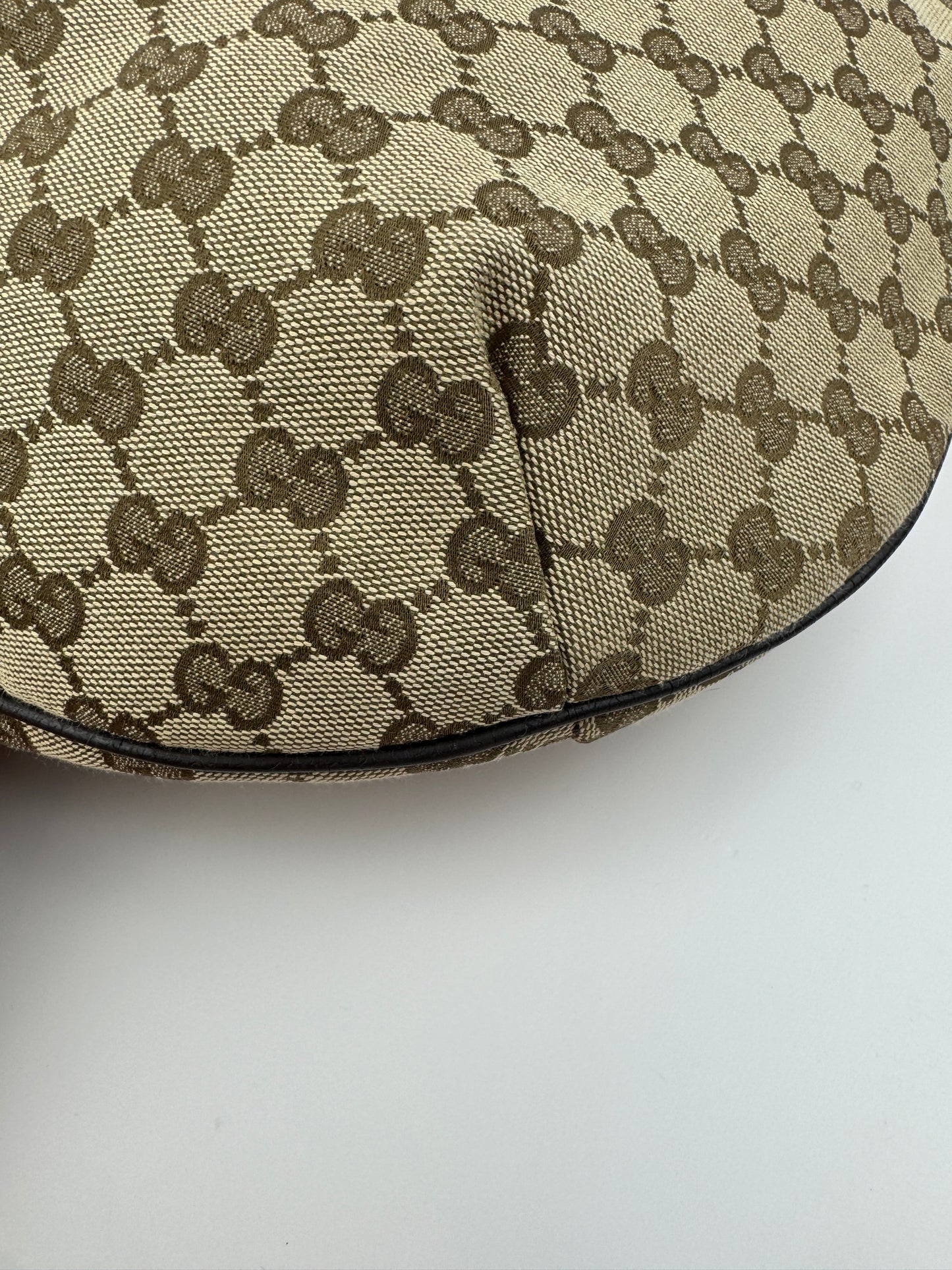 Gucci Half Moon Large Crossbody or Hobo Sherry line Strap