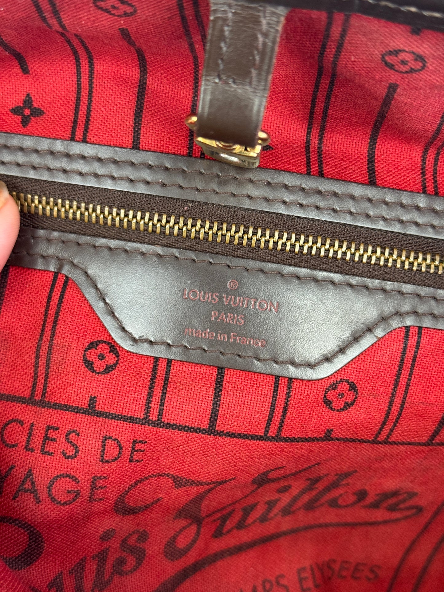 LOUIS VUITTON Neverfull Damier MM 2011