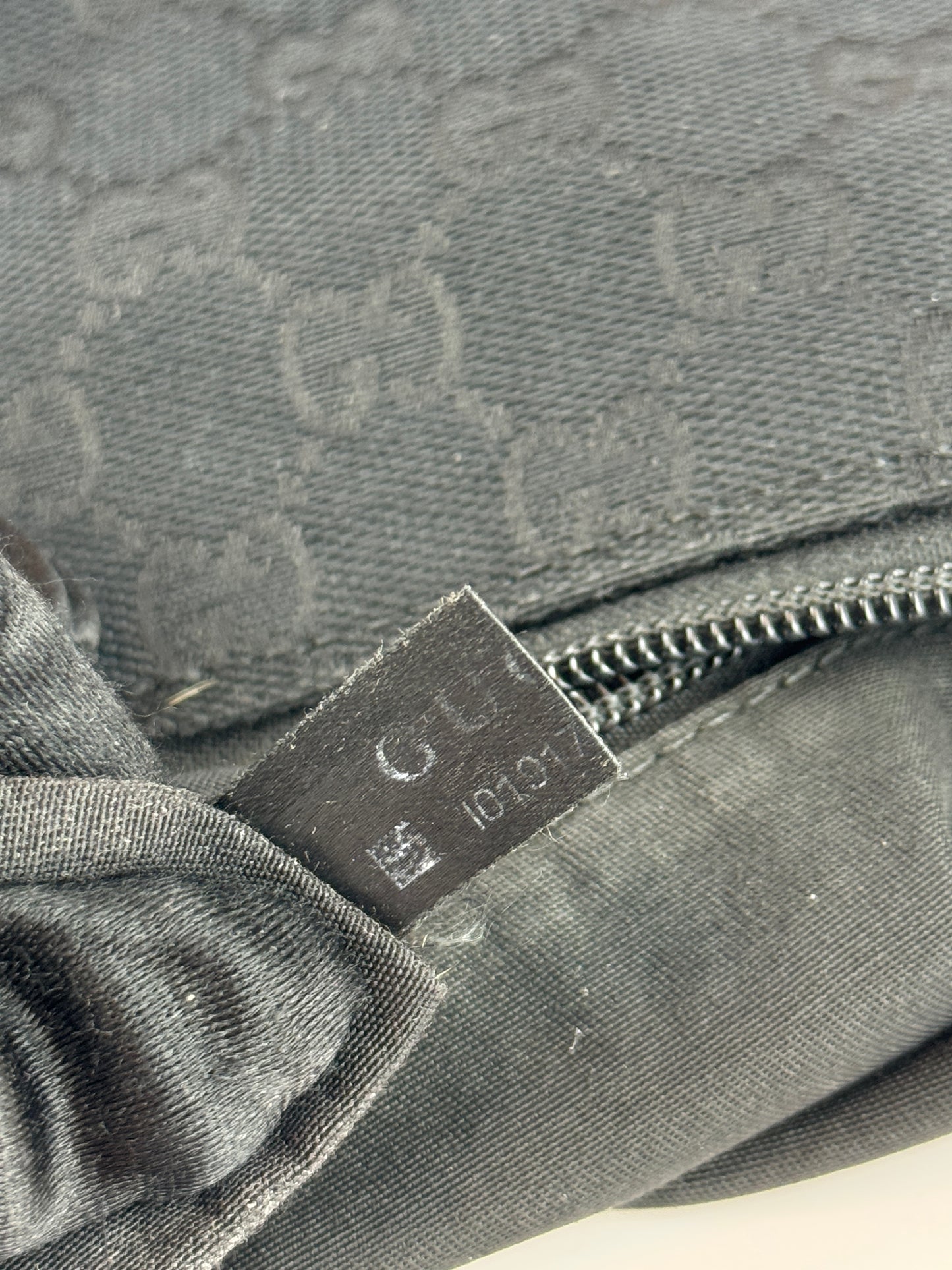 GUCCI Front Pocket GG Canvas Black