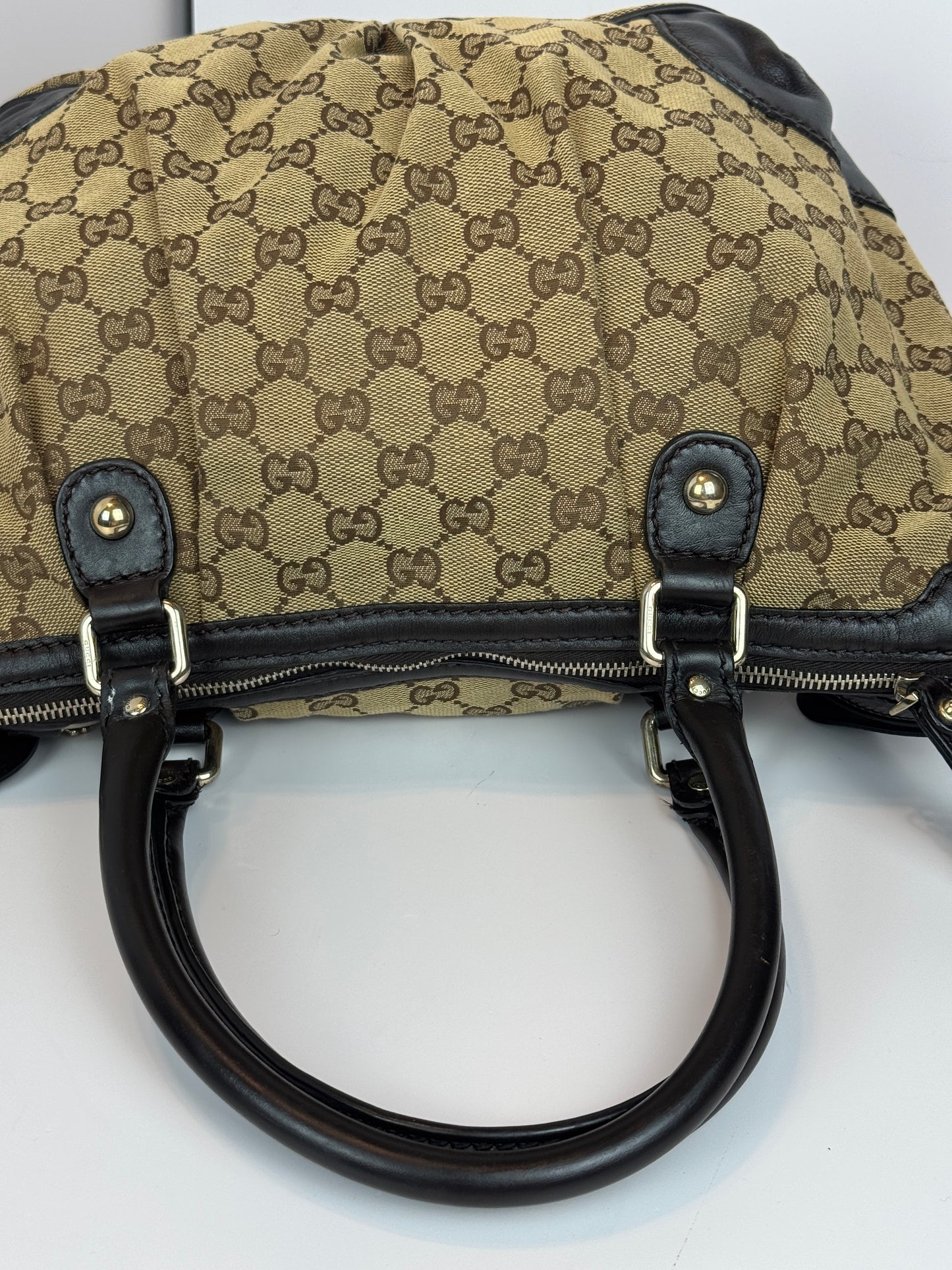 GUCCI Sukey Crossbody GG Canvas Brown