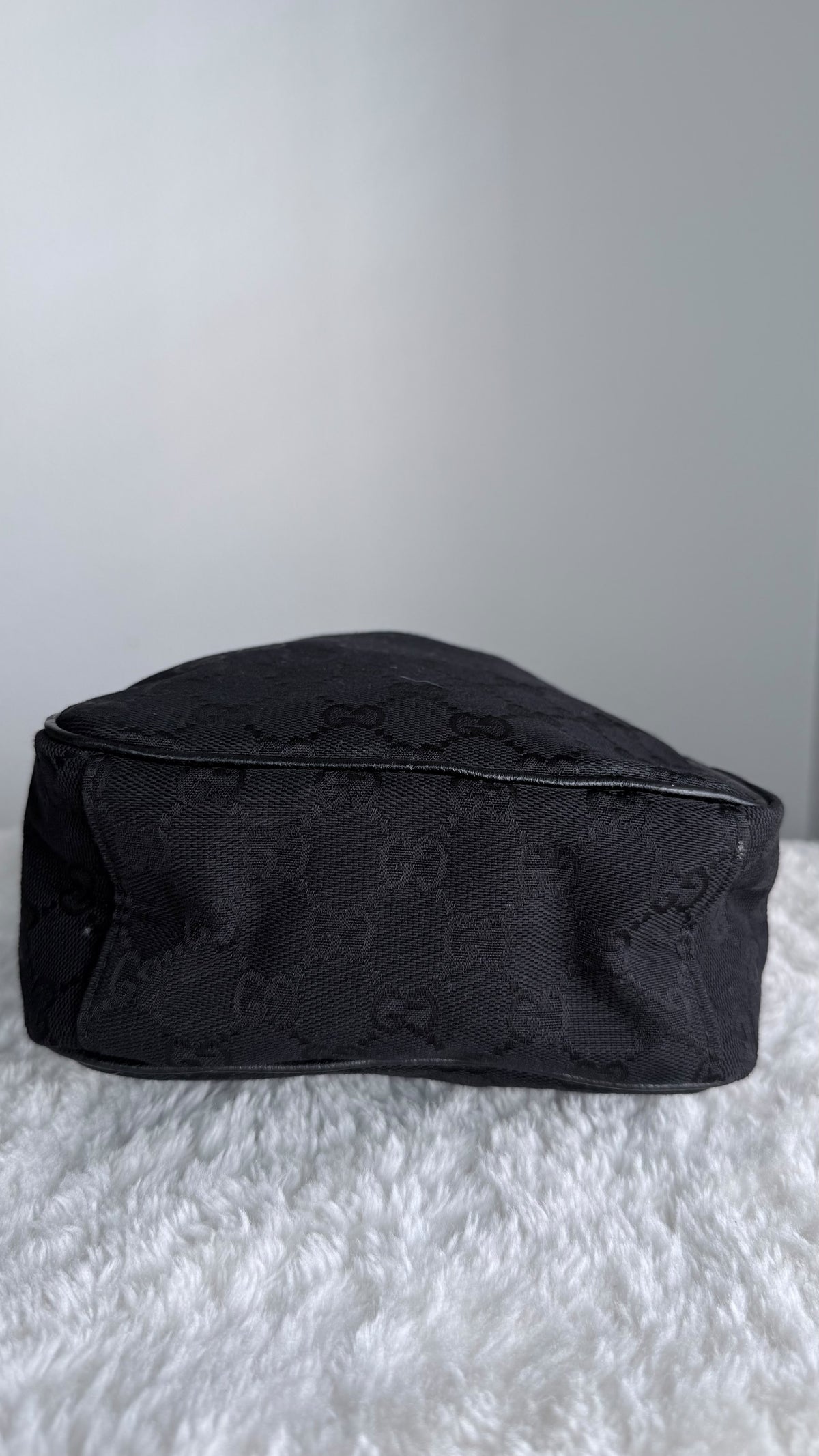 GUCCI Front pocket GG canvas Black Crossbody Black