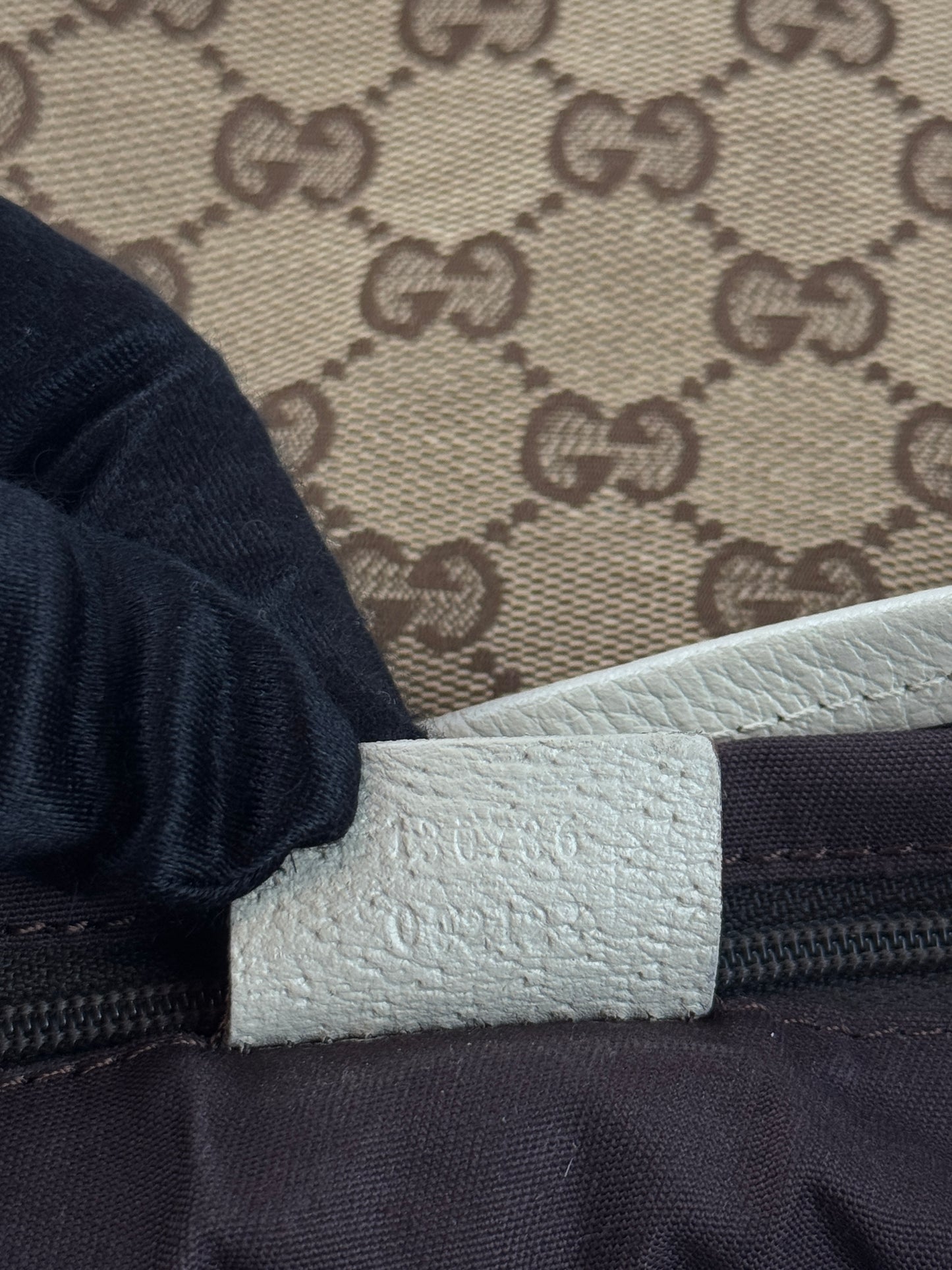 Gucci Abbey Hobo Shoulder Bag GG Canvas