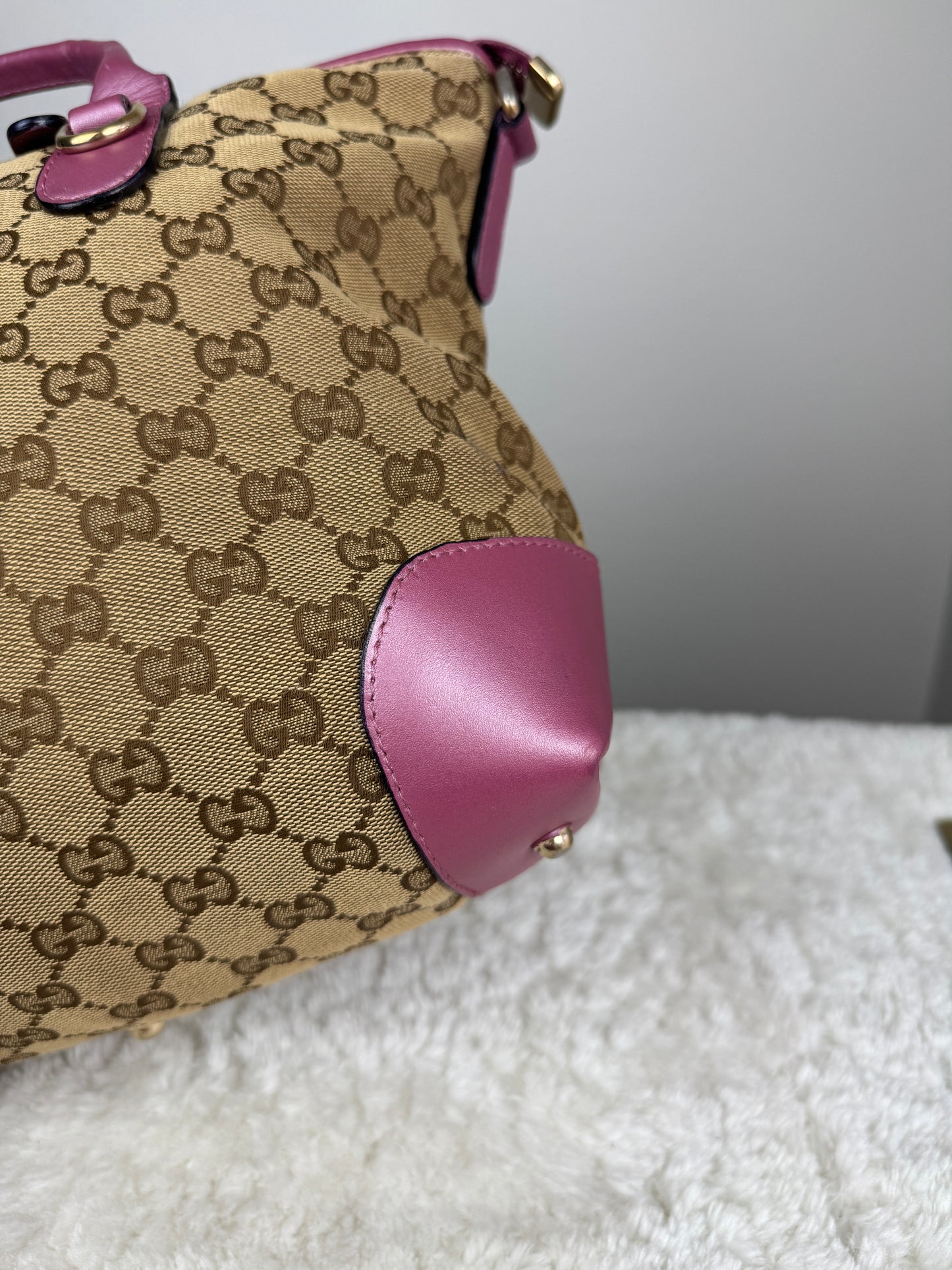 GUCCI Heart Bit Handbag with strap GG Canvas Pink