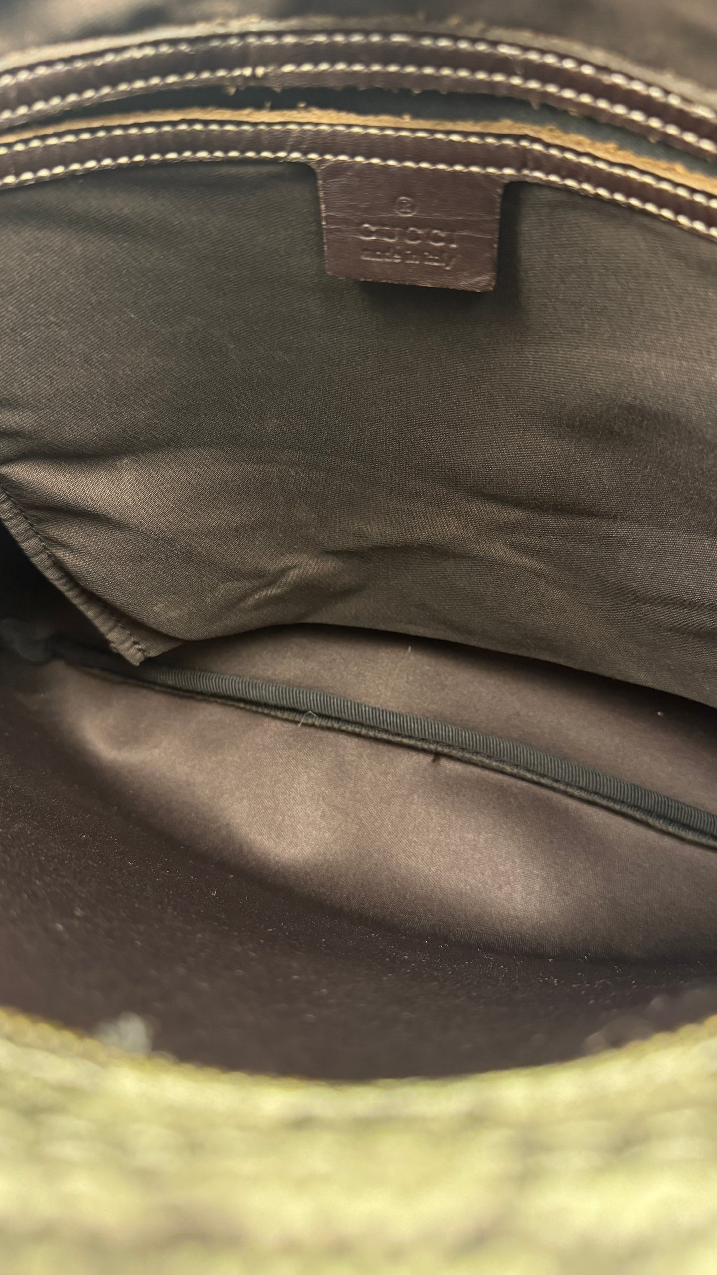 Gucci Flat Messenger Monogram Brown