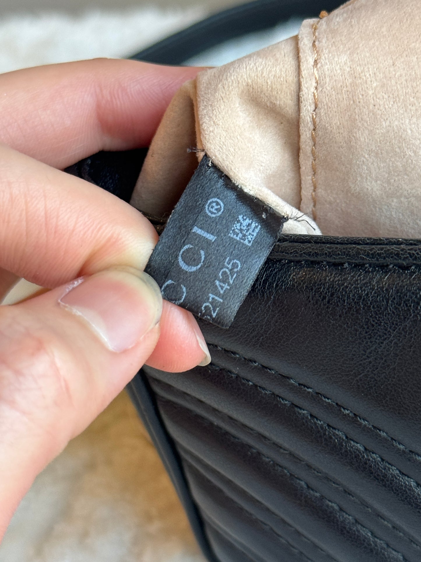 GUCCI GG Marmont Flap Matelasse Leather Small