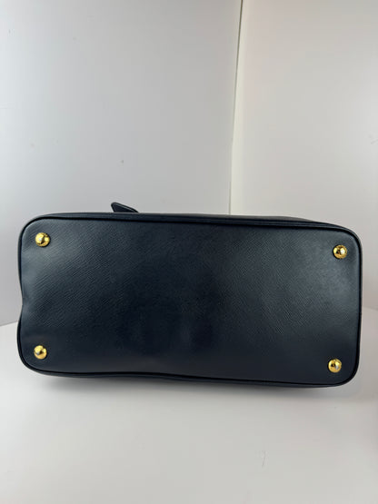Prada Vernice Medium Open Promenade tote Navy Black