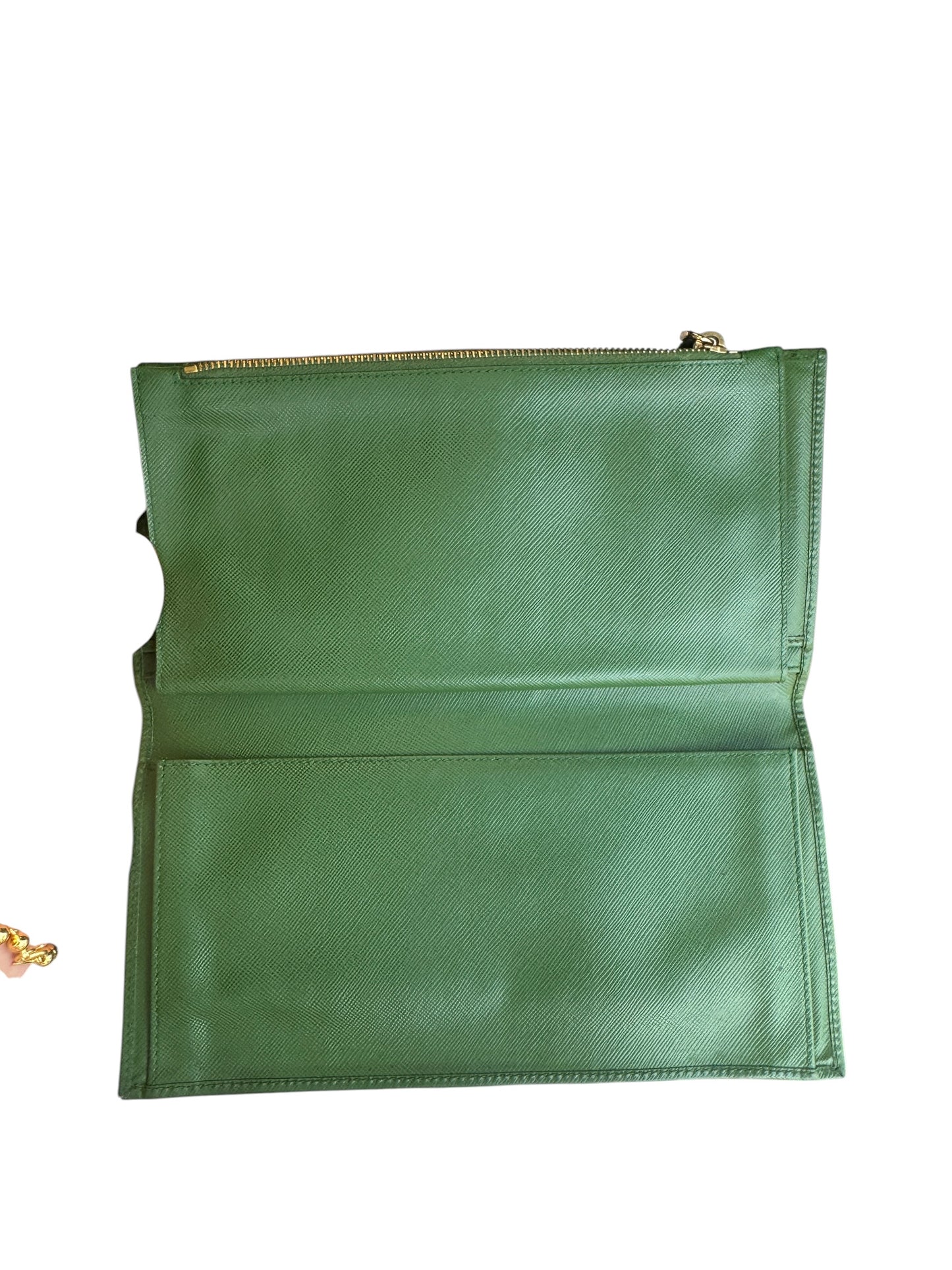 WA3👛 Prada Saffiano Leather Green (COA included) Retail $1250
