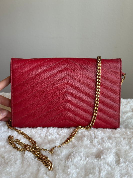 LOUIS VUITTON Classic wallet on chain matelasse Chevron leather medium red