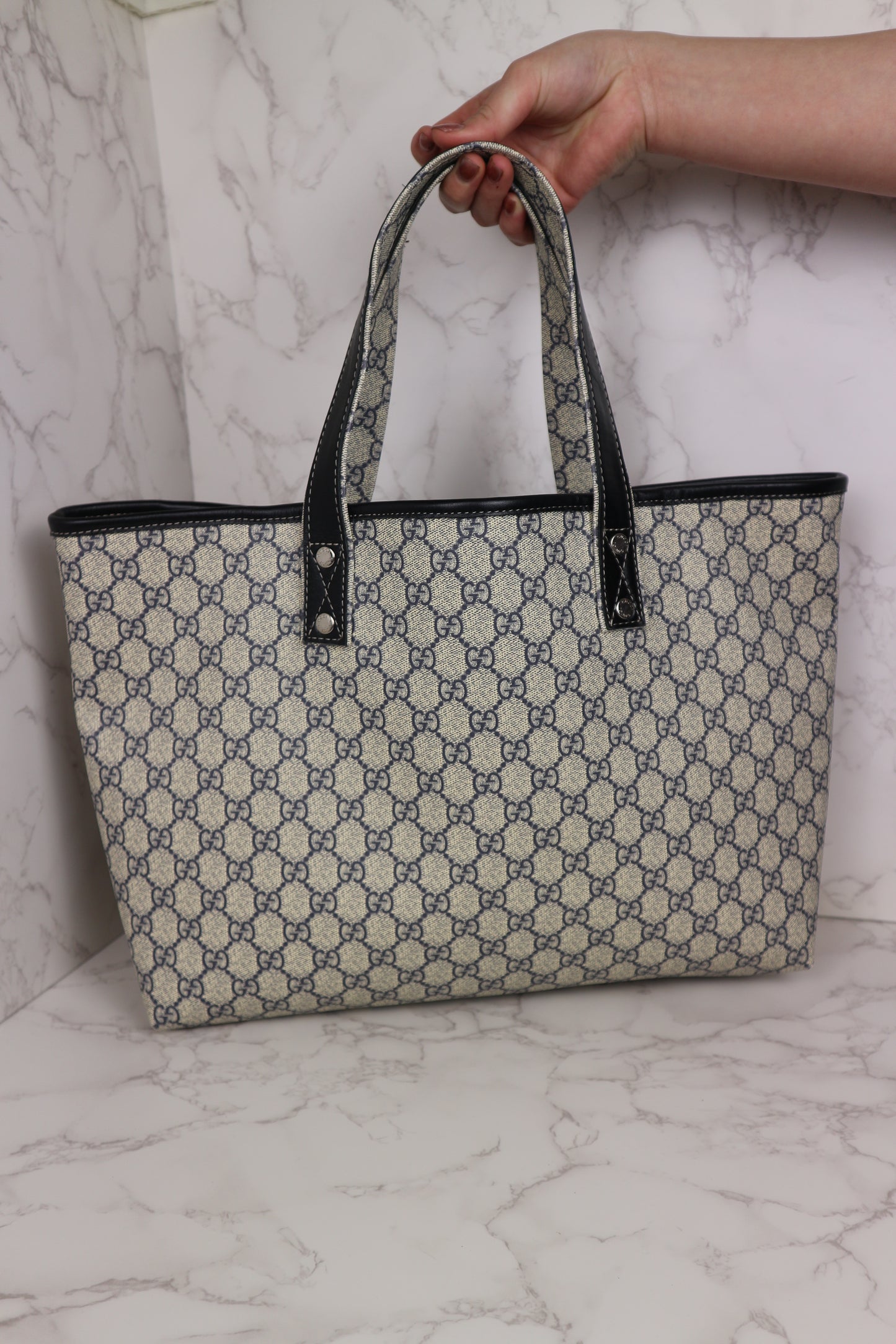 Gucci Web Loop Tote GG Supreme Navy