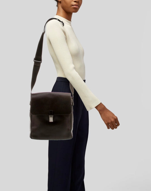 Louis Vuitton Taiga Leather yaranga