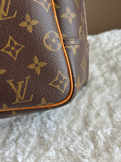 Louis Vuitton Deauville handbag monogram