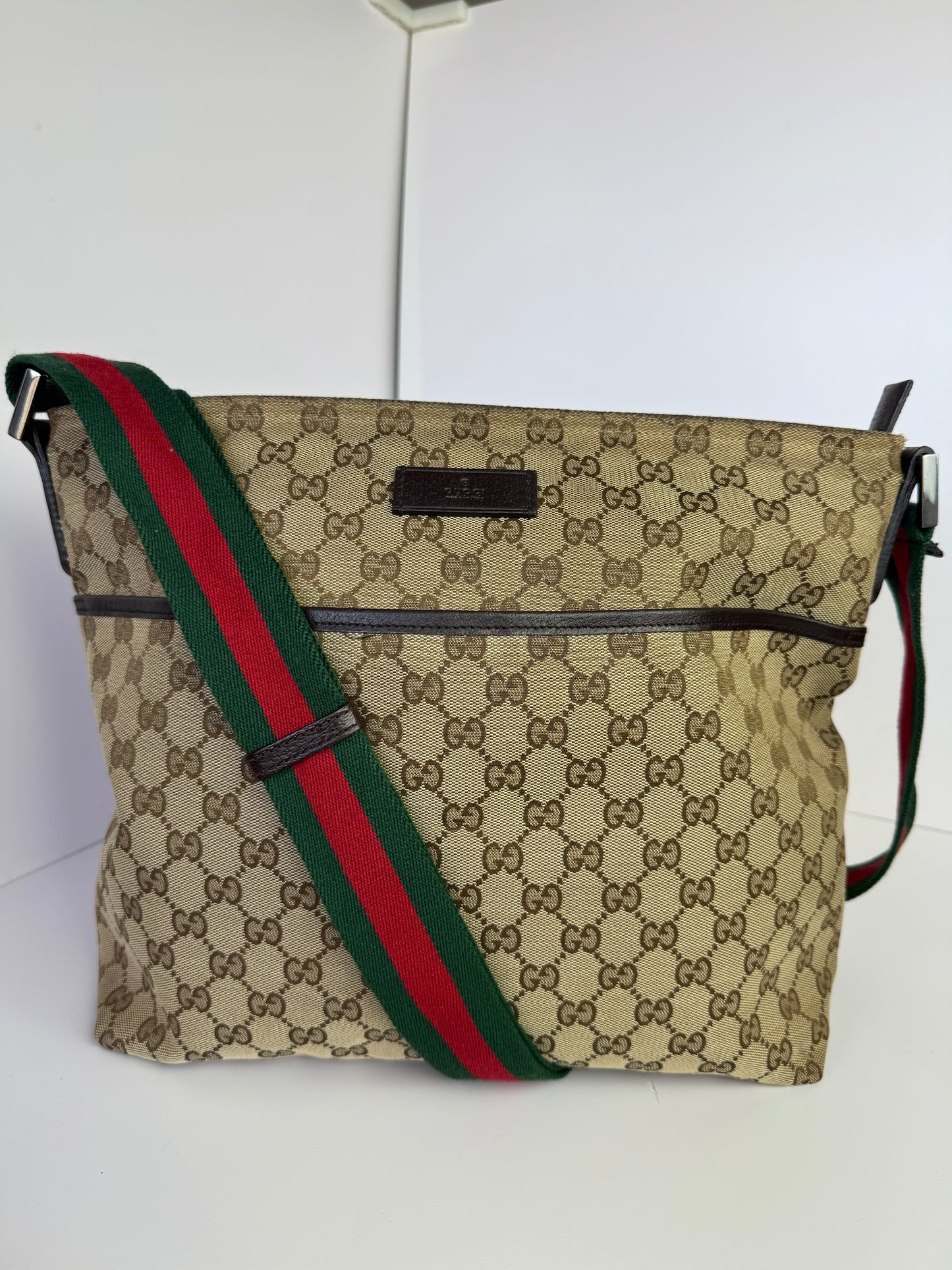 GUCCI Web Flat Messenger Green and Red Stripe Brown