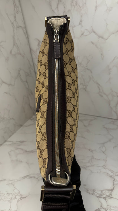 Gucci Half Moon Shoulder GG Canvas Brown