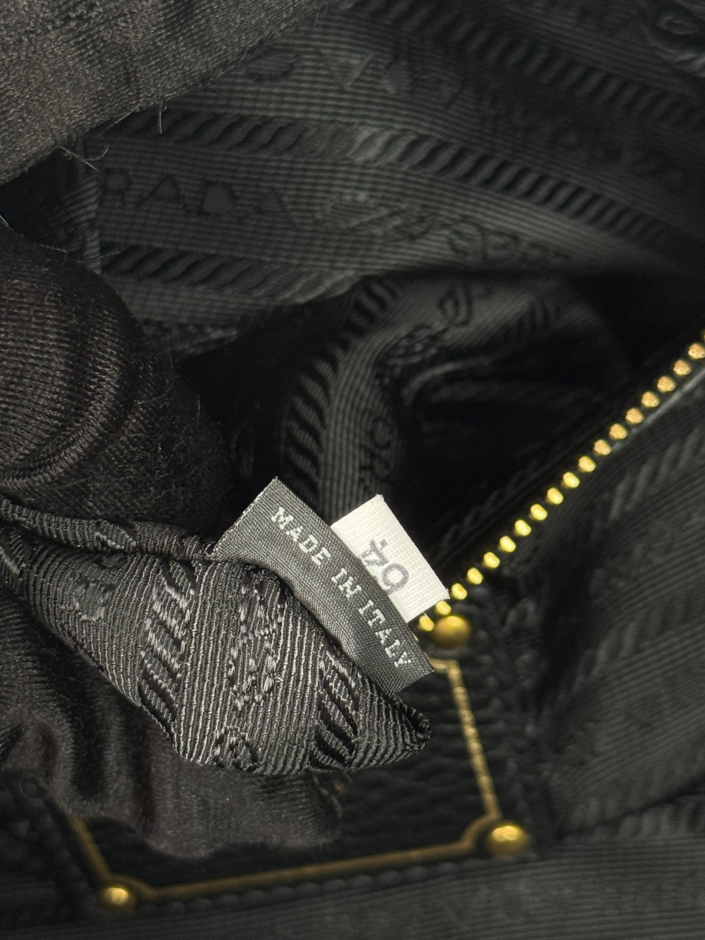 PRADA Vitello Daino Double Pocket Leather Black