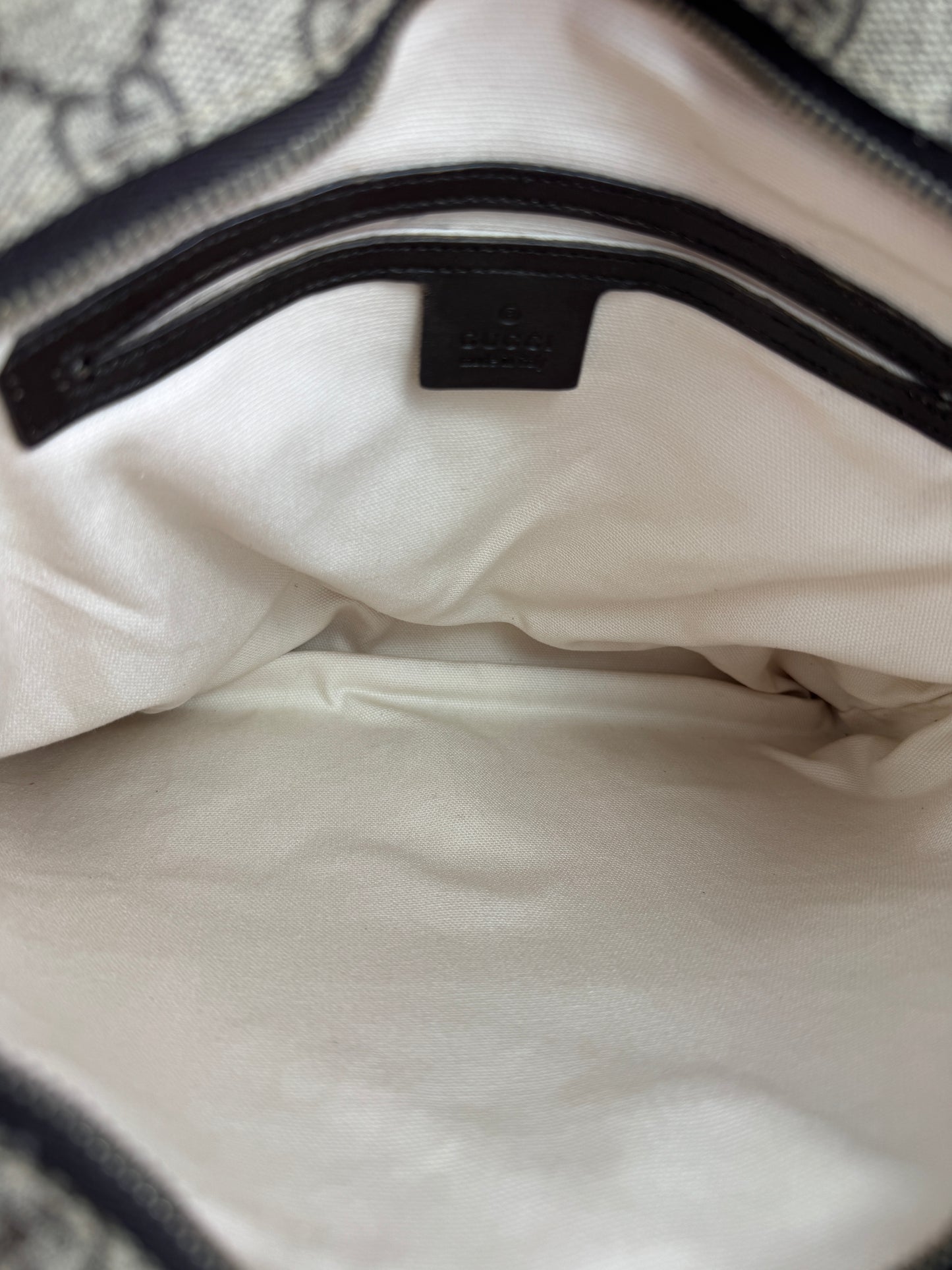 GUCCI Flat GG Supreme Messenger  Coated Canvas Dark Brown