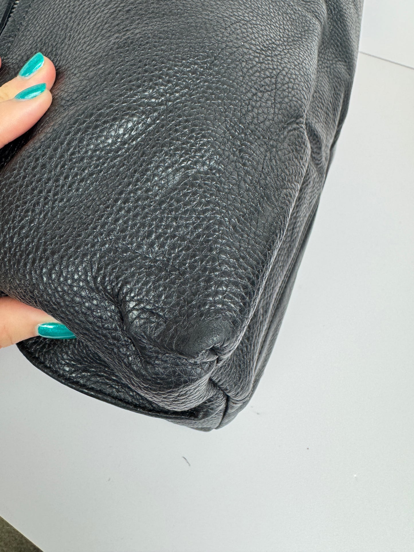 Salvatore Ferragamo Noah Gancio Lock Leather Shoulder bag