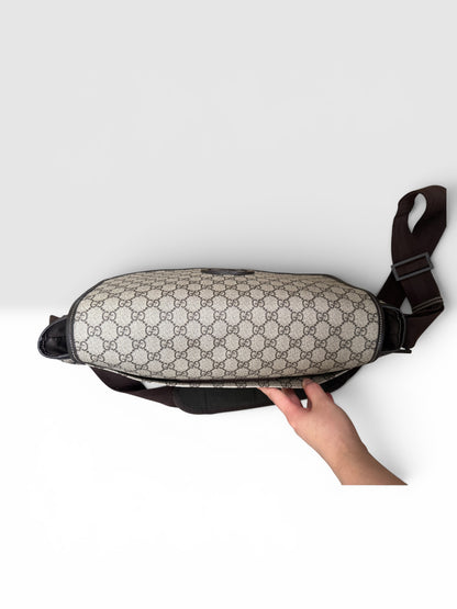 Gucci Interlocking G Buckle Messenger Bag GG Coated Canvas Medium👜