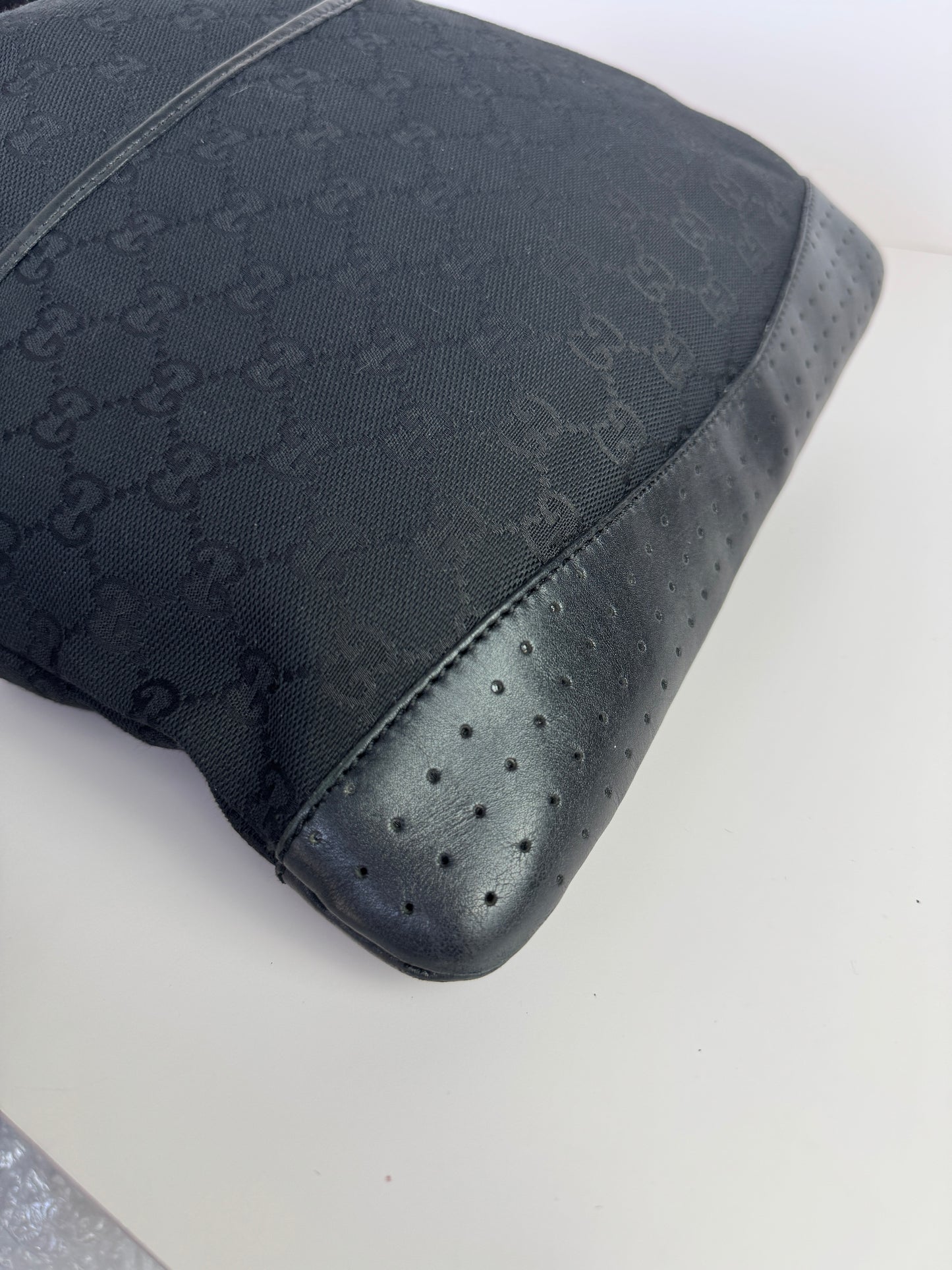 GUCCI Front pocket Messenger GG Canvas with Perforated Leather medium