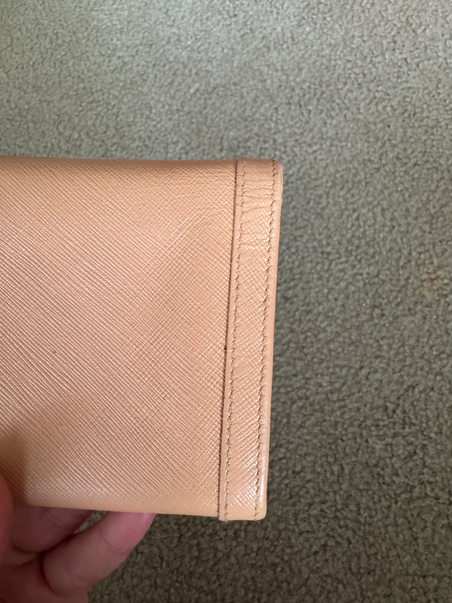 Ferragamo Gamcini long saffiano