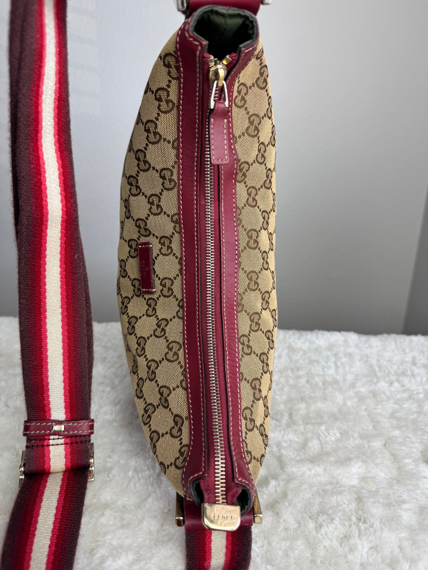 GUCCI Web Half Moon GG canvas Red