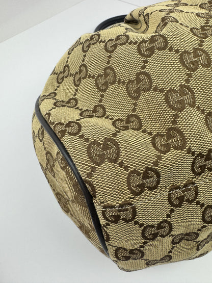 Gucci sukey GG Canvas Medium