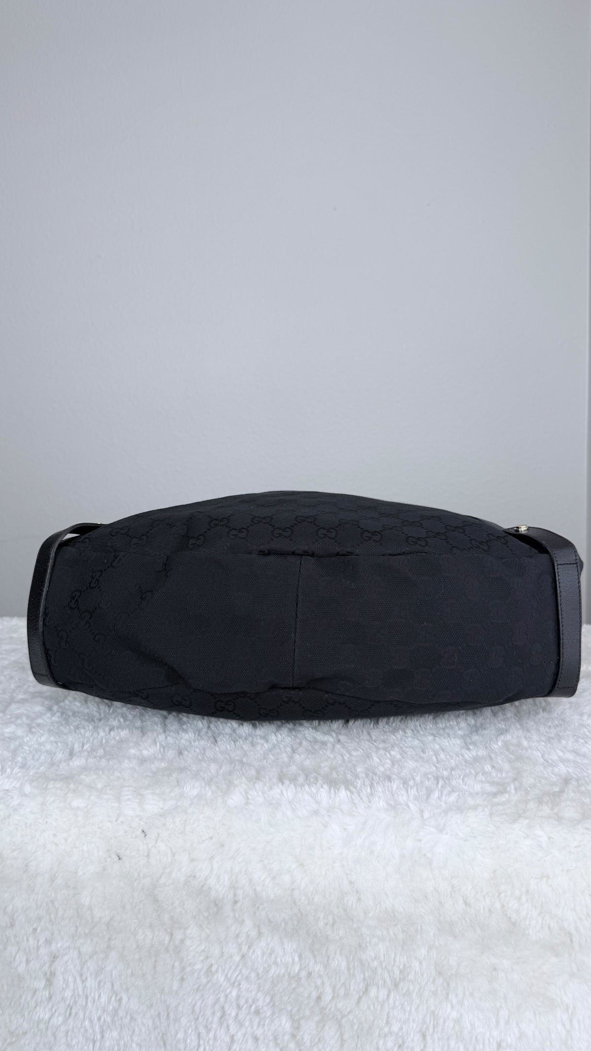 GUCCI Hobo Abbey GG Canvas Black