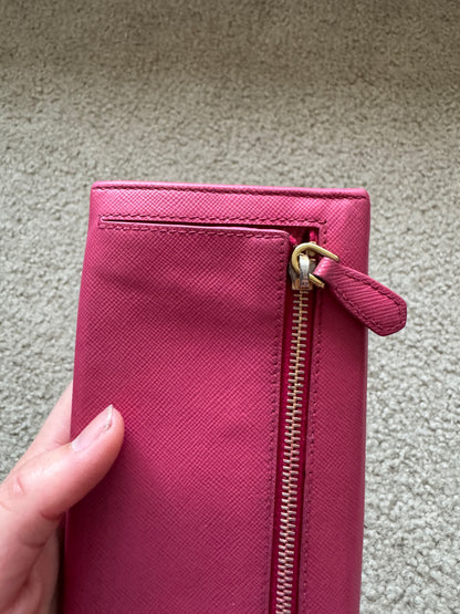 Prada saffianon Pink wallet