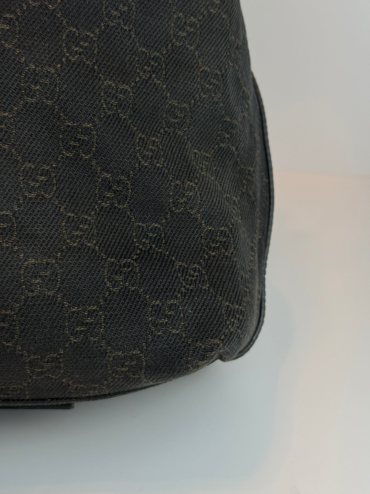 Gucci shoulder bag GG canvas