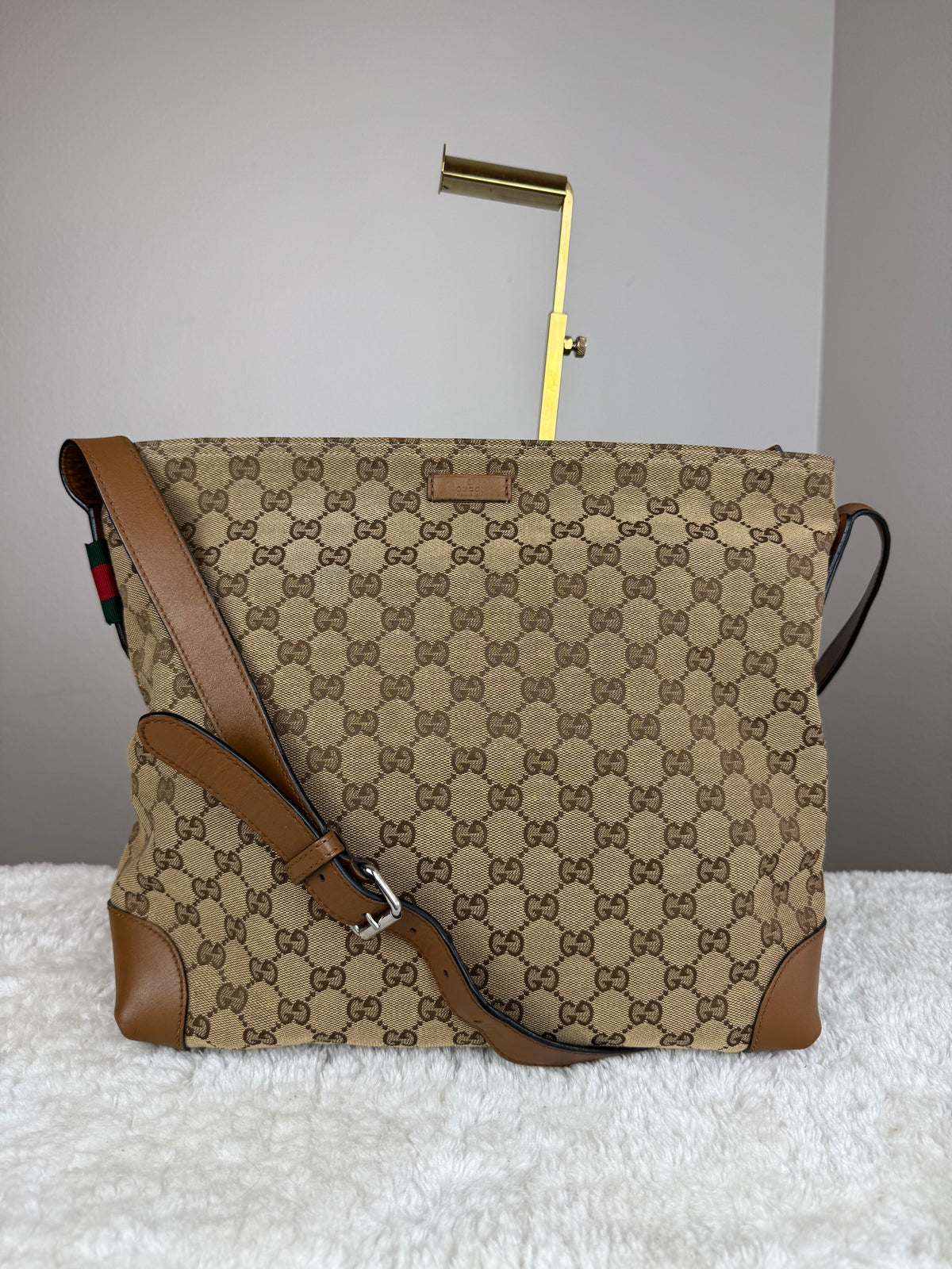 GUCCI Web Flat Messenger GG Canvas Brown