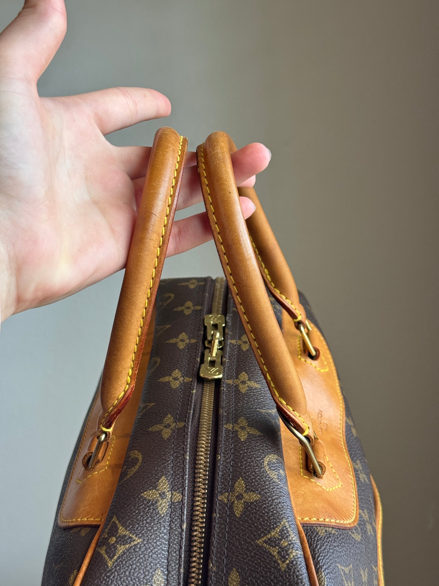 Louis Vuitton Deauville handbag monogram
