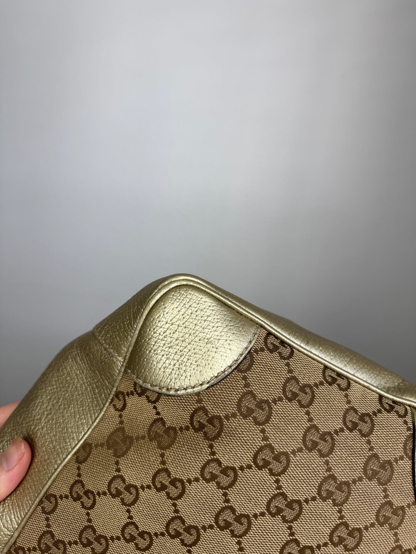 GUCCI Bree Small Handbag GG Canvas metallic Gold