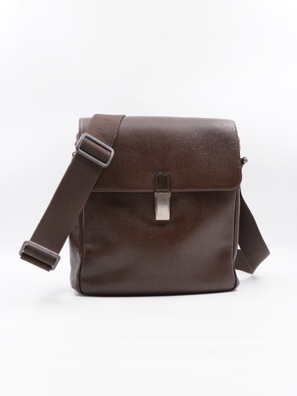 Louis Vuitton Taiga Leather yaranga