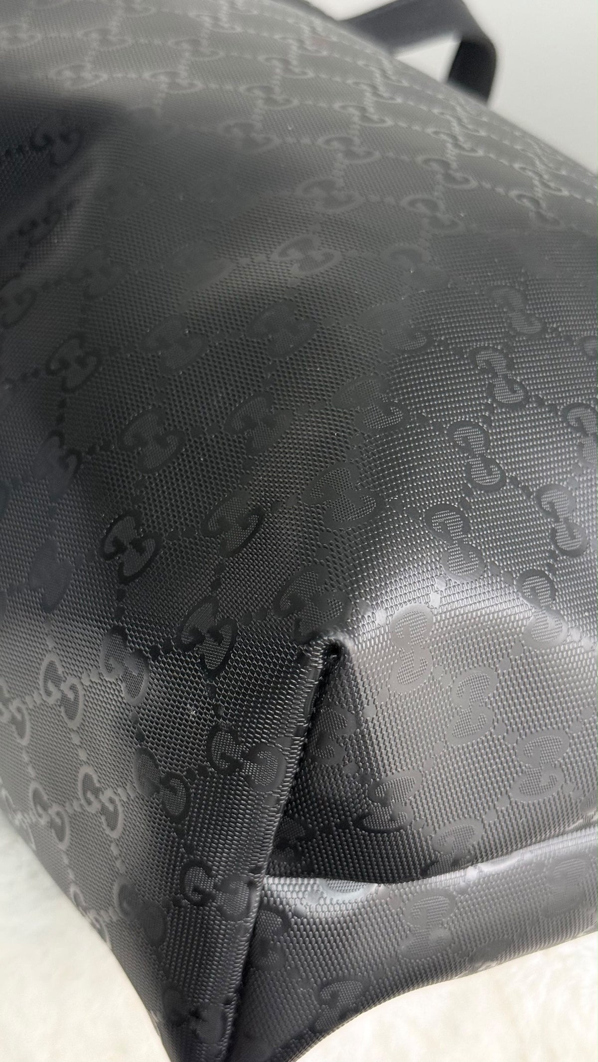 GUCCI Tote Medium GG Supreme Emprine Black Monogram