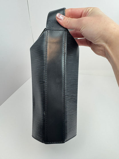 Louis Vuitton Epi Sac Seau Shoulder bag