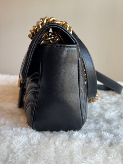 GUCCI GG Marmont Flap Matelasse Leather Small