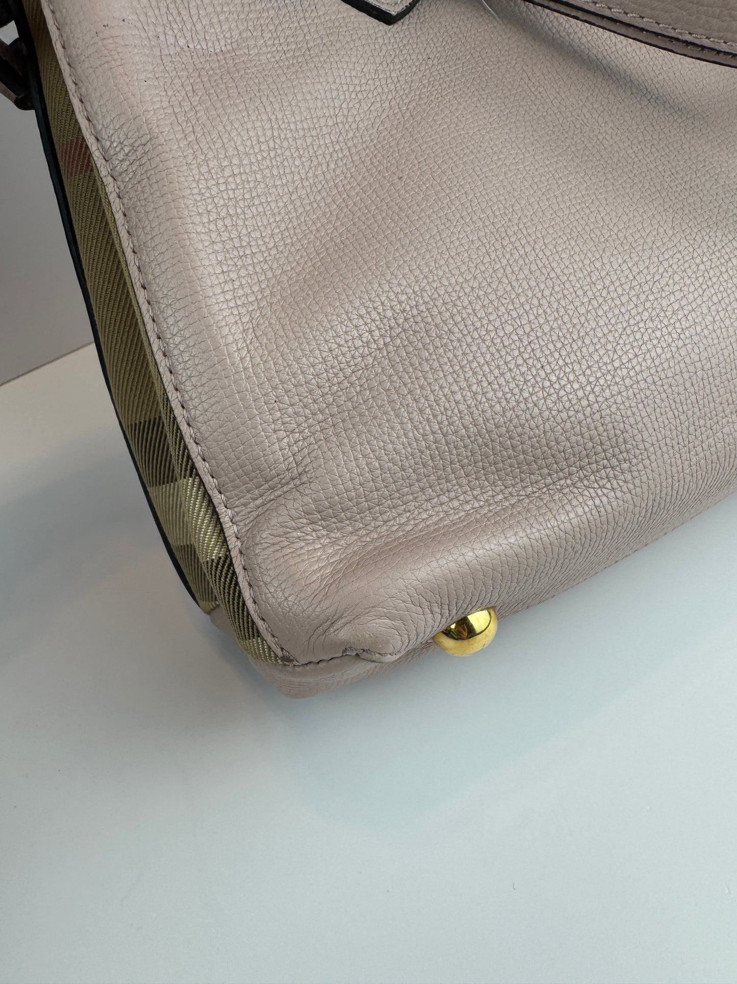 Burberry Banner House Check Leather Pink Nude