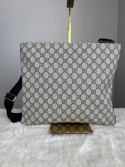 GUCCI Flat Messenger GG Supreme GG Coated Canvas Navy