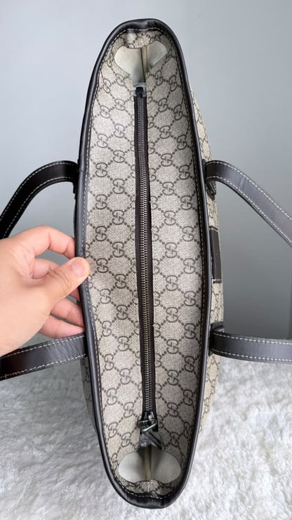 GUCCI Tote Medium GG Supreme Dark brown
