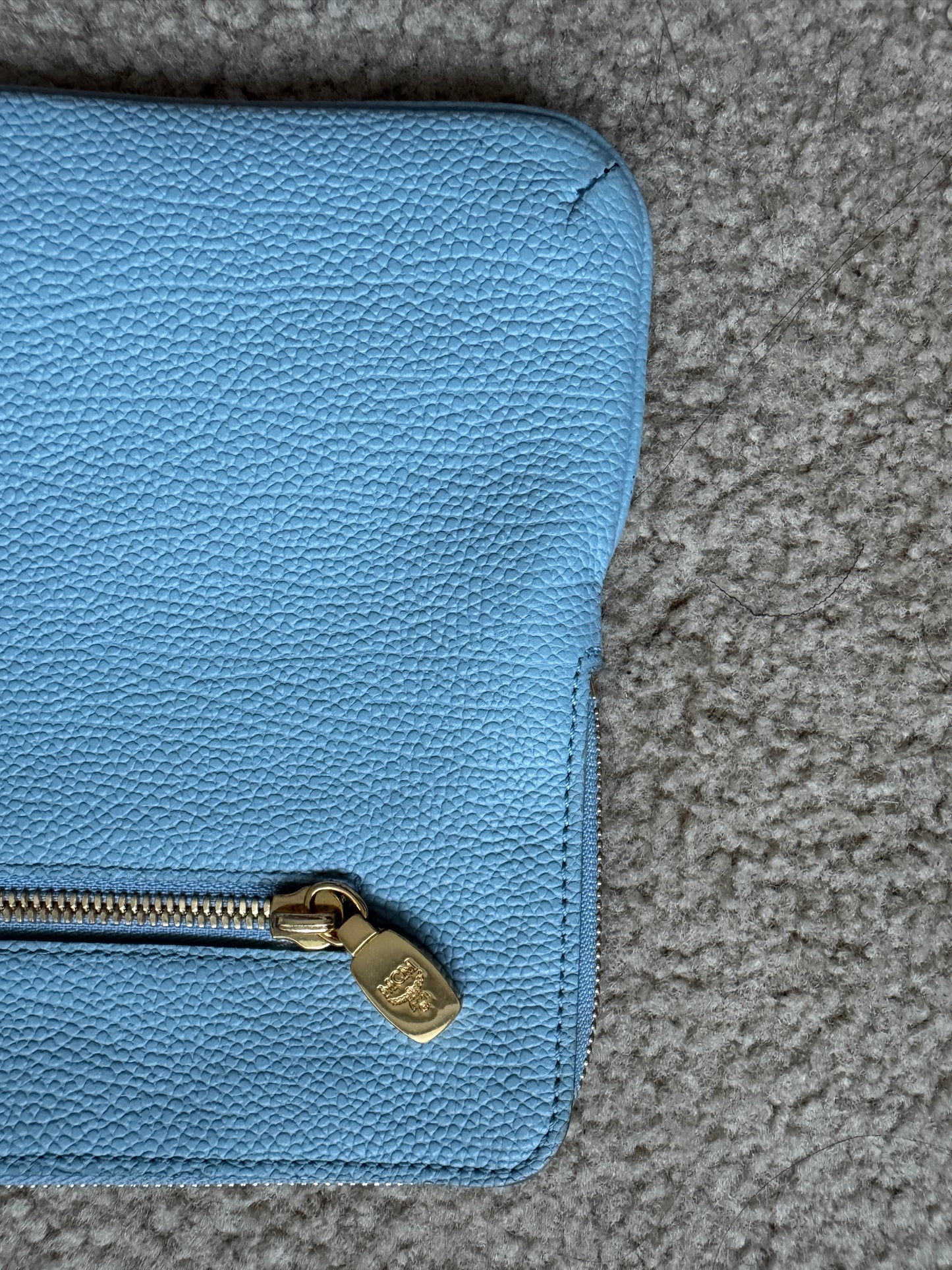 Mcm clutch leather Blue
