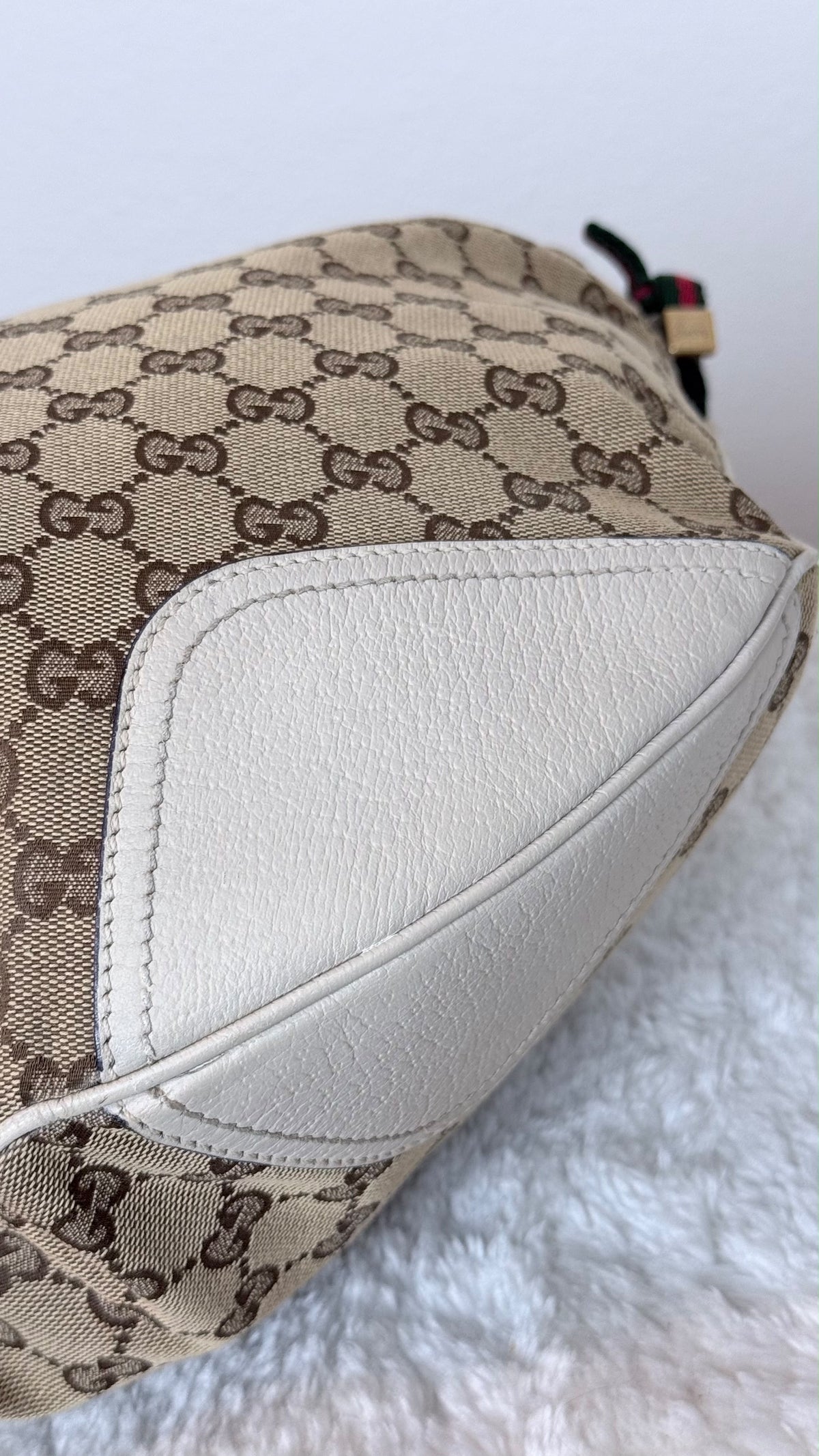 GUCCI Web bow Hobo GG Canvas white