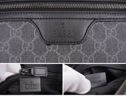 Gucci Front zip messenger Black